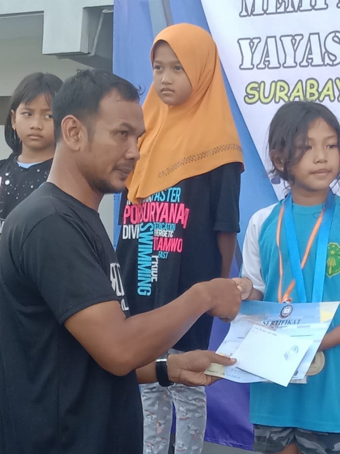 KEJUARAAN RENANG HUT YAYASAN HANG TUAH KE 76