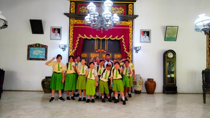 Jelajahi Sejarah Kota Keris: Siswa Kelas 5 SDK Sang Timur Sumenep Gelar "Study Budaya"