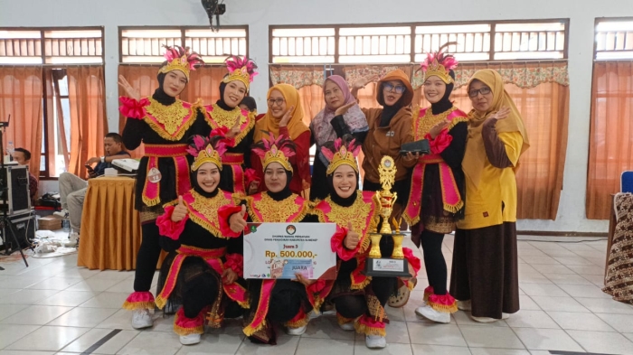 Energi Luar Biasa! Tim Line Dance K3S Kecamatan Kota Raih Juara 3 di Ajang DWP Disdik Sumenep